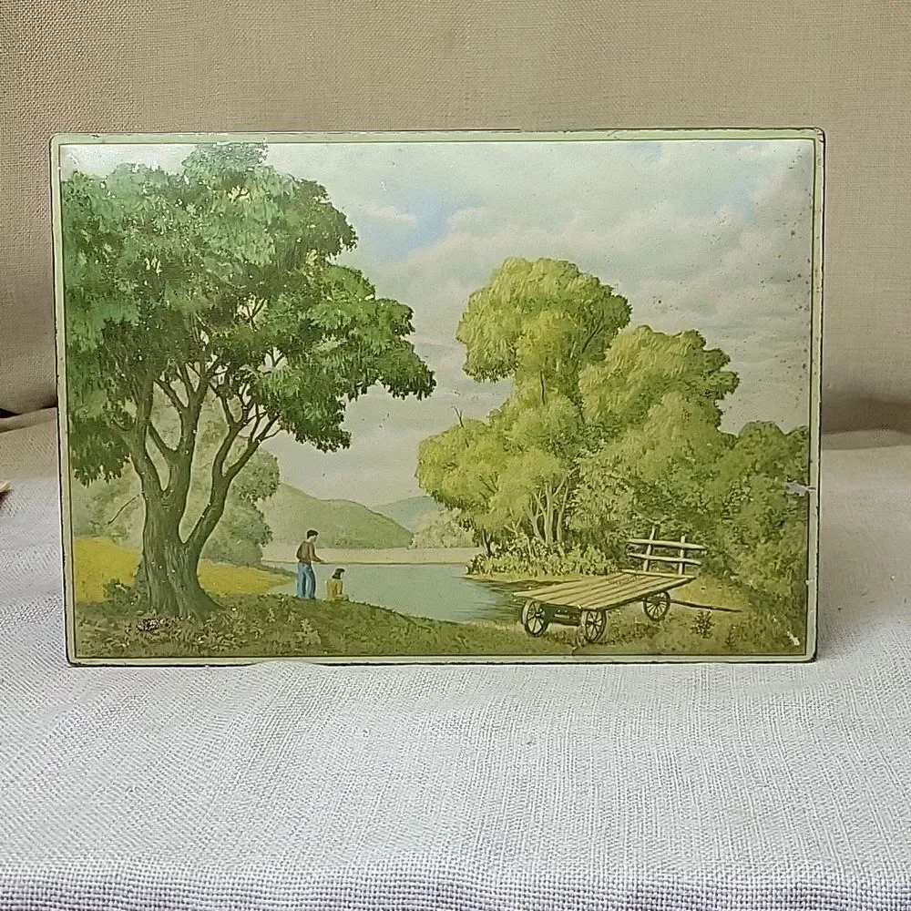 National‎ Biscuit Company Tin Box and Vintage 1950’s “THE OLD CURIOsity shop tin